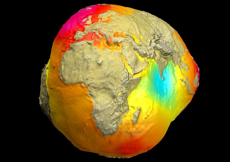 The Space Stuff thread-geoid2005_champgrace_960.jpg