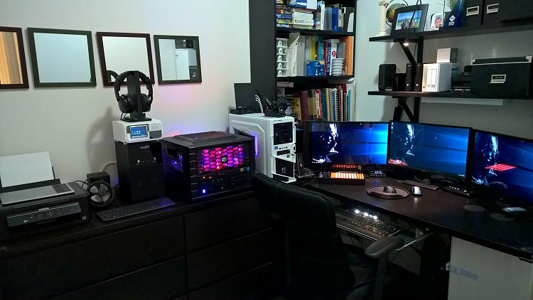 Show us your desk!-wp_20151020_20_24_20_pro.jpg