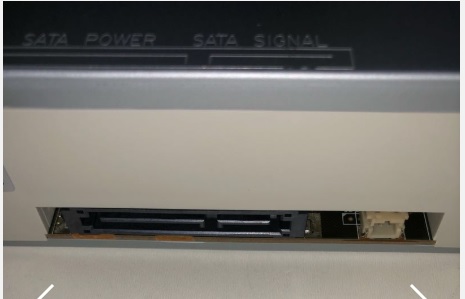 DVD Burner socket on the rear-dvd.jpg