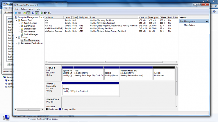 Bootable USB drive appearing in Disk Management with unusual symbol-delme.png