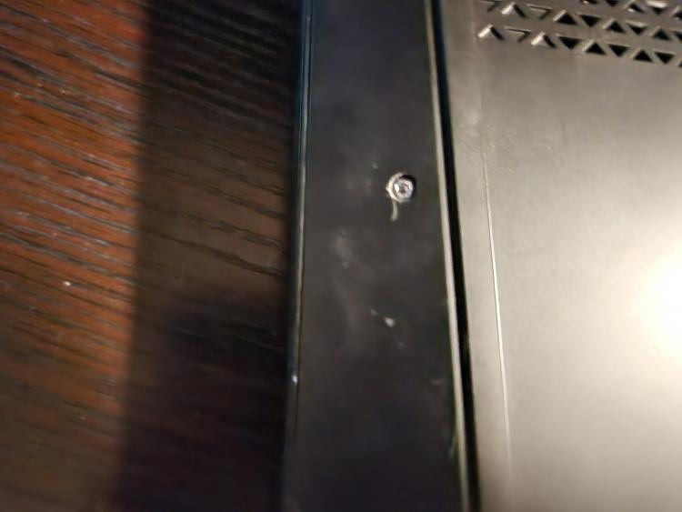 HP Omen 15_ce019dx  getting it open/one stuck screw-20240318_234825.jpg