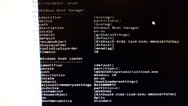 Black Screen with Mouse Cursor with continual repair loops-bcdedit_enum.jpg