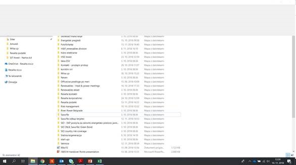 Strange problem with ribbon in File Explorer Windows 10-strange-problem.jpg