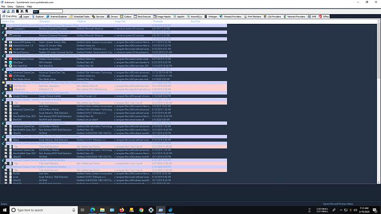 Win 10 booting into command prompt-autoruns-1.jpg