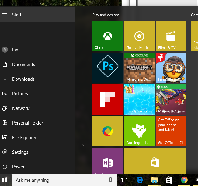 Left Sidebar on the Start Menu is collapsed showing just Icons-7i6zd35.png