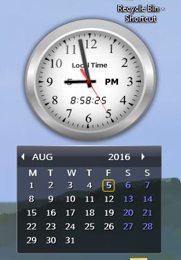 Things broken after Anniversary update-clock-again.jpg