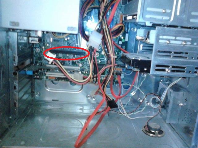 Where is my graphic card located in my PC? (Pic inside)-21m4zvb.jpg