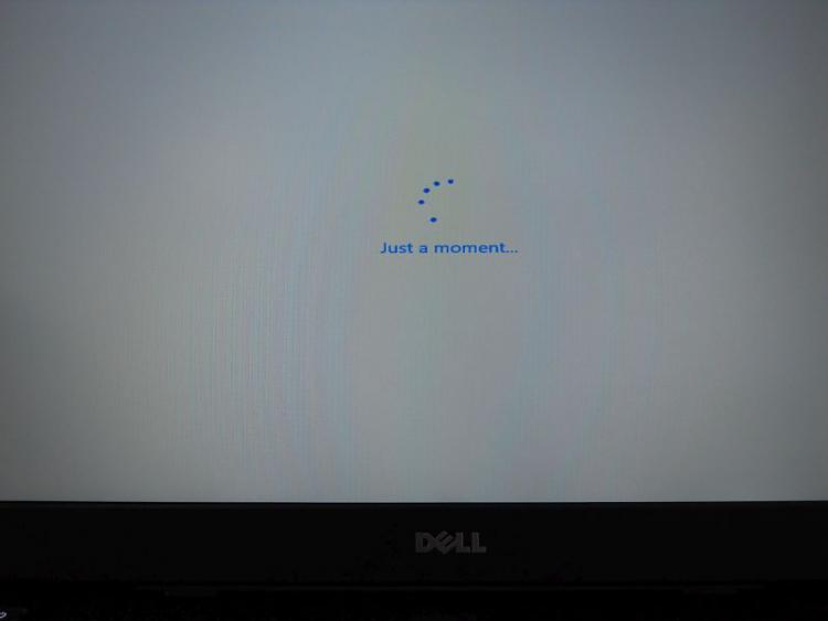 Build 10074, clean SSD, stuck on just a moment after credentials-dscn0333.jpg