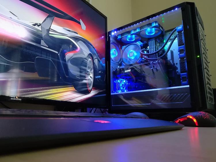 Show off your PC!-duke-2-.jpg