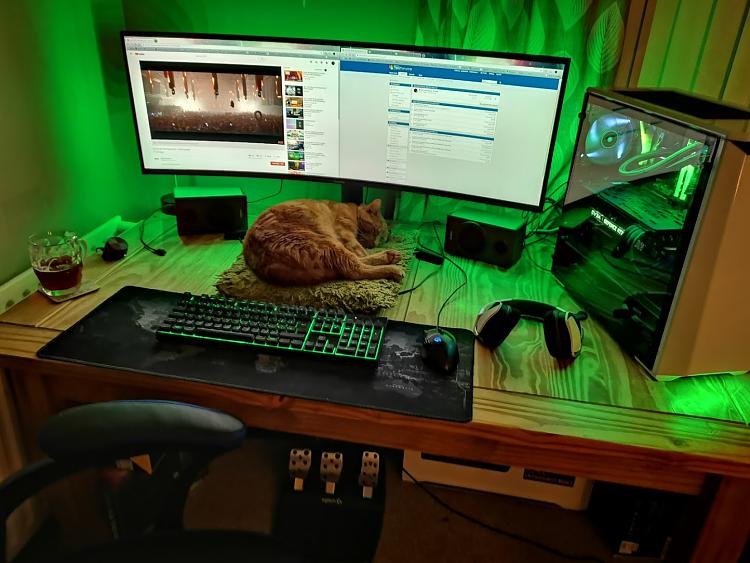 Show off your PC!-light.jpg