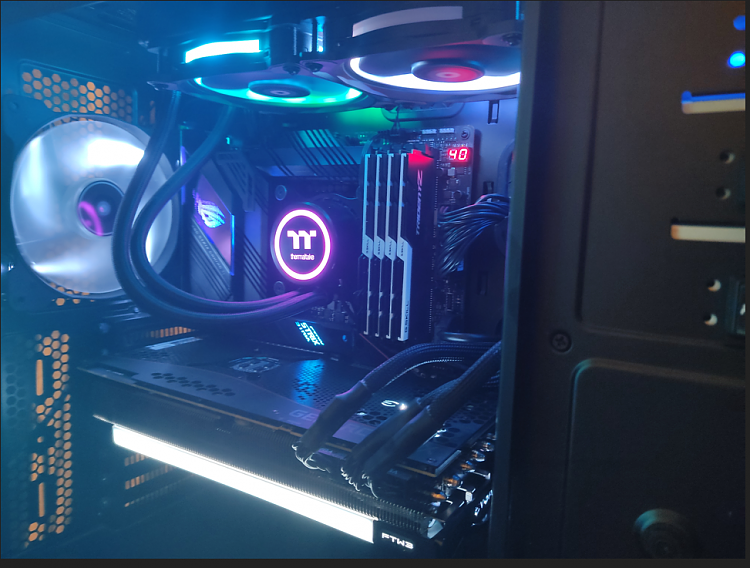Show off your PC [2]-z590.png