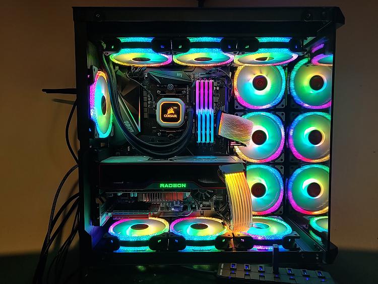 Show off your PC [2]-272577212_2243892889084325_6477014722584581860_n.jpg