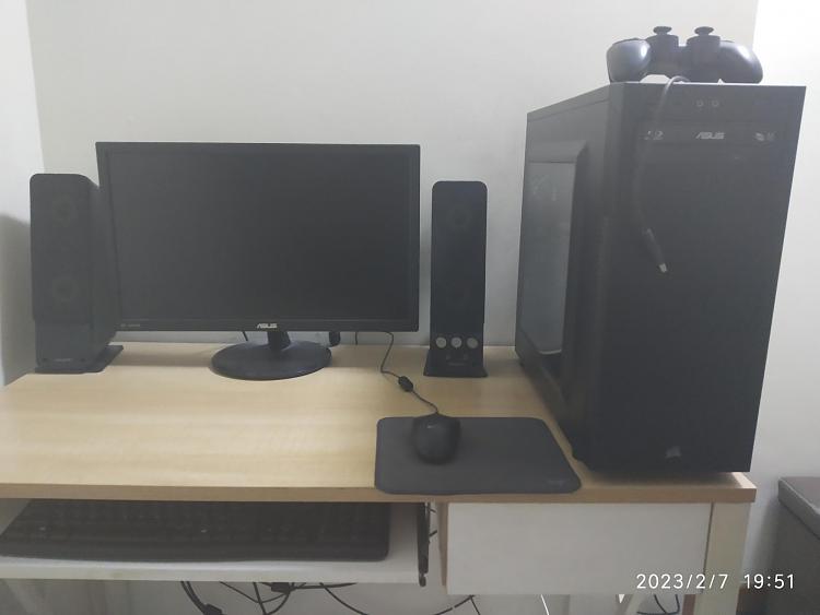 Show off your PC [2]-00d23aed-7cf5-4017-a886-cb35a45d6a06.jpg