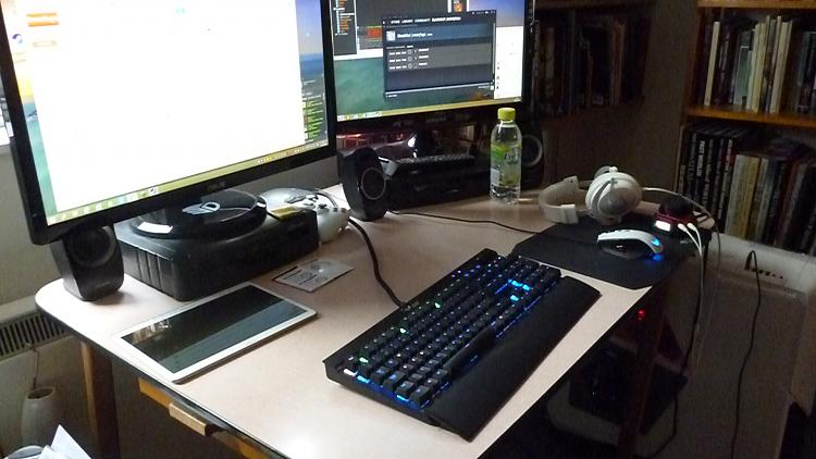 Show off your PC!-p1010202.jpg
