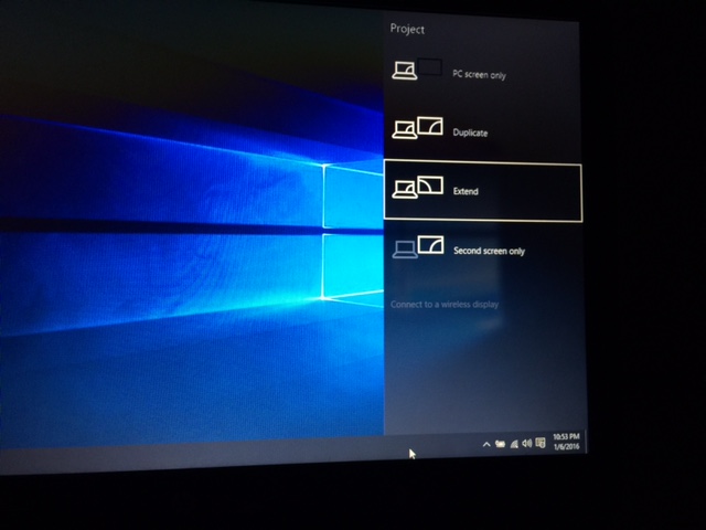 Win 10 PROJECT Panel auto open-image1.jpg