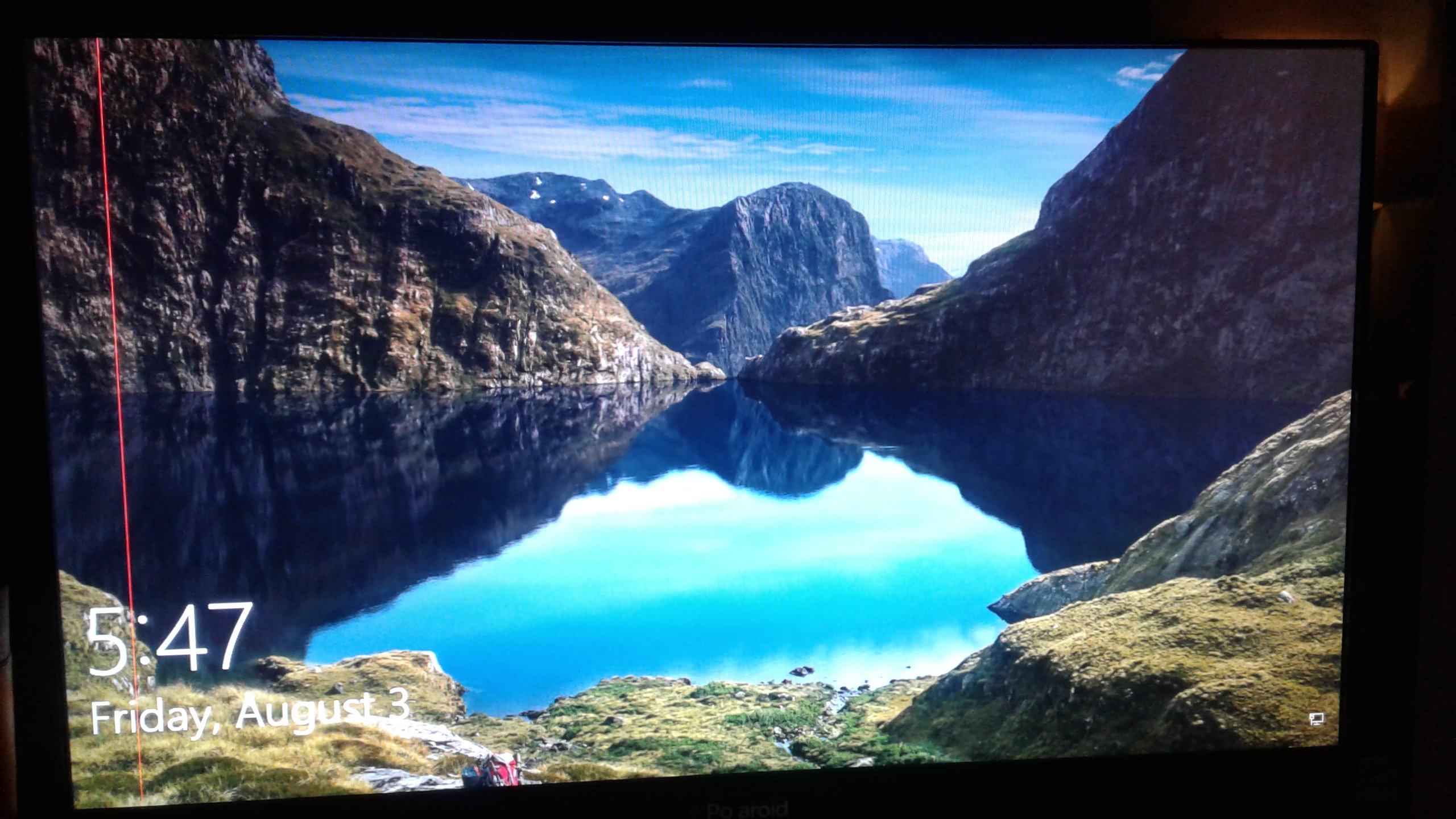 Rate Windows Spotlight Background Images on Lock Screen in Windows 10