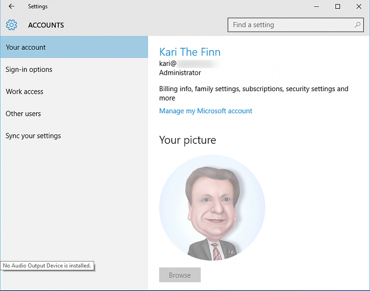 How to remove Microsoft Account from the Hidden Administrator-2015-09-10_11h59_28.png