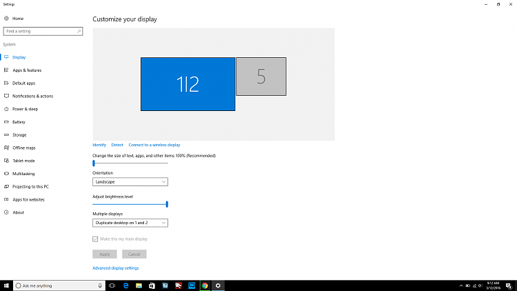 Installing Hyper V detects extra generic PnP monitor-ghost-monitor.png