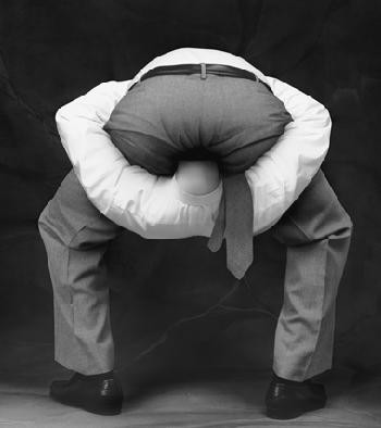 Windows 10 October 2018 Update rollout now paused-head_up_ass.jpg
