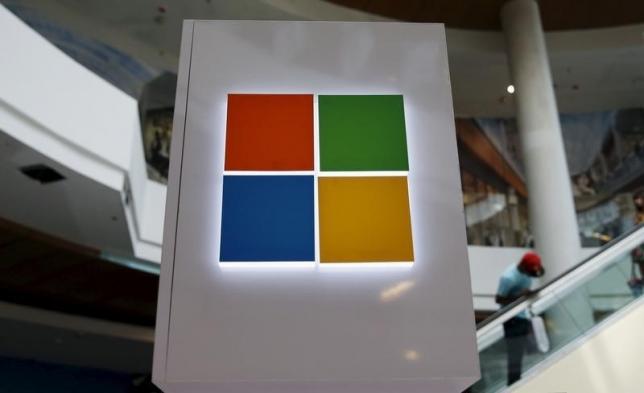 Microsoft to warn email users of suspected hacking by governments-r.jpg