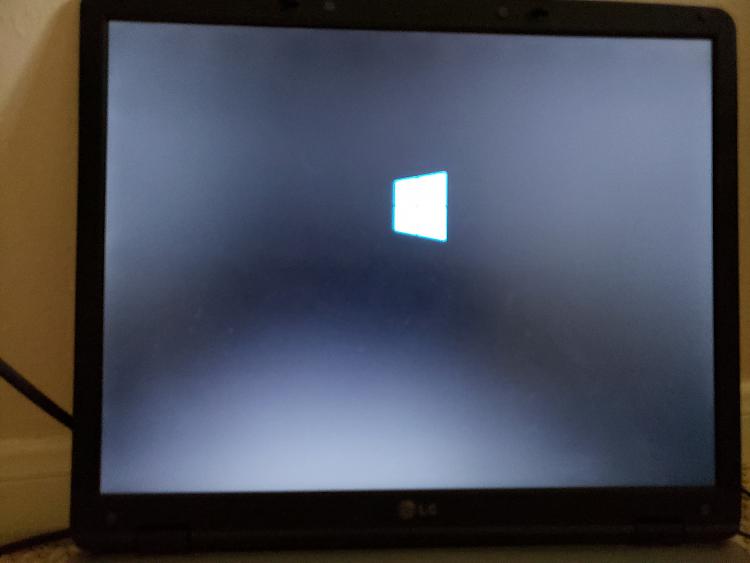 W10 update error on (really) old laptop: SAFE_OS phase-20190310_163805_001.jpg